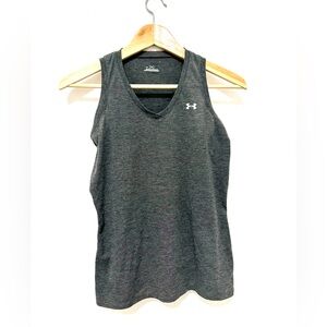 Under Armour Women's Fitted Sleeveless Gray Tank Top - Size Small